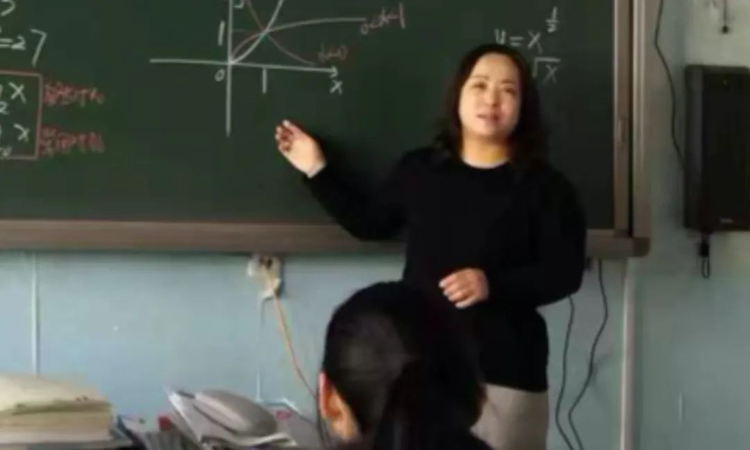 1725936894124921.jpg 9.jpg