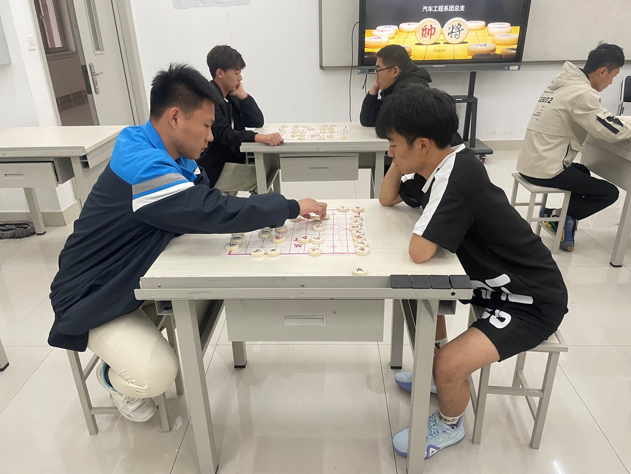1686121218302685.jpg 象棋2.jpg