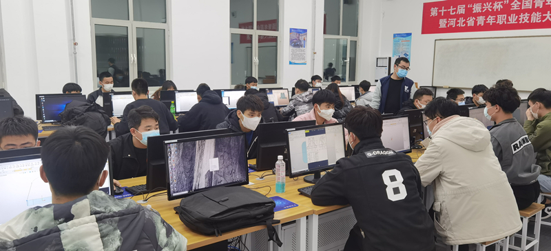 1649922778919201.jpg 中望3D-1+x证书培训_副本.jpg