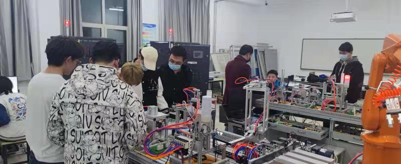 1649922879136668.jpg 省赛-自动化生产线安装与调试大赛_副本.jpg