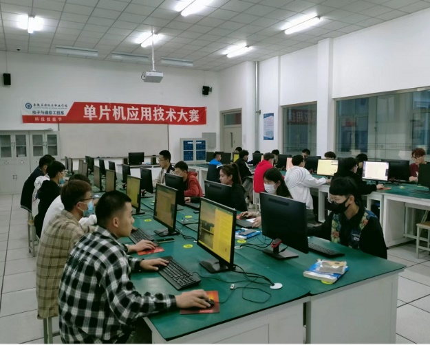 1651563131119426.png 单片机大赛.png